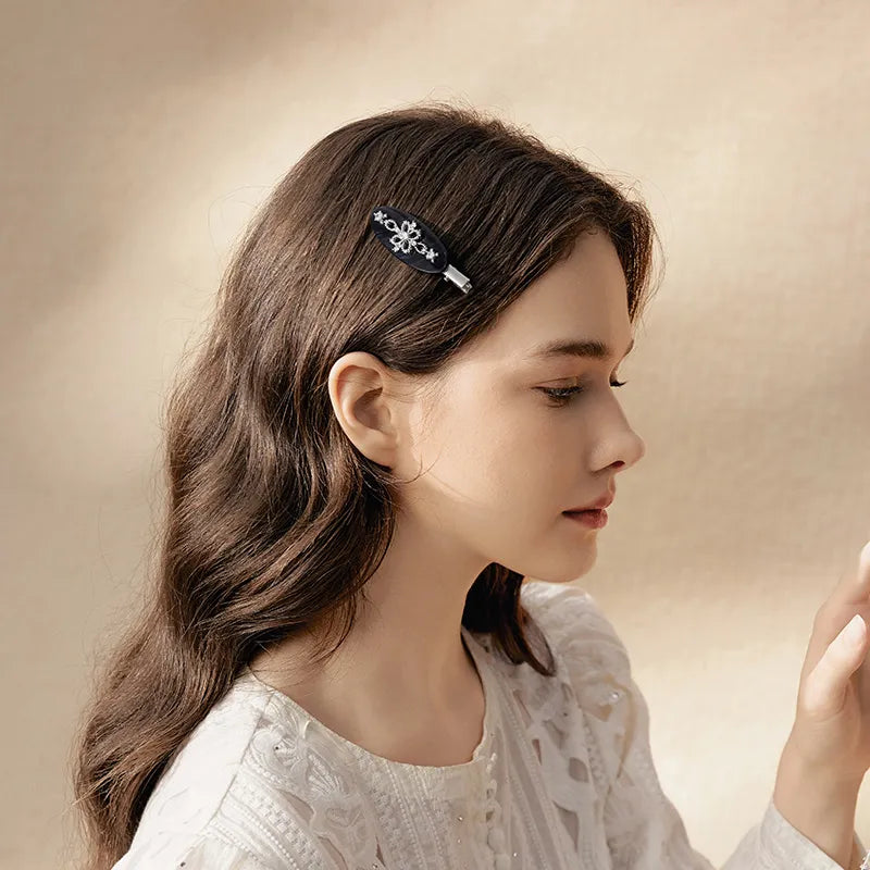 New Era Tia Crystal Pelican Clip