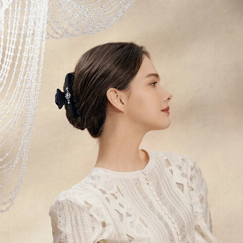 New Era Tia Crystal XL Hair Claw